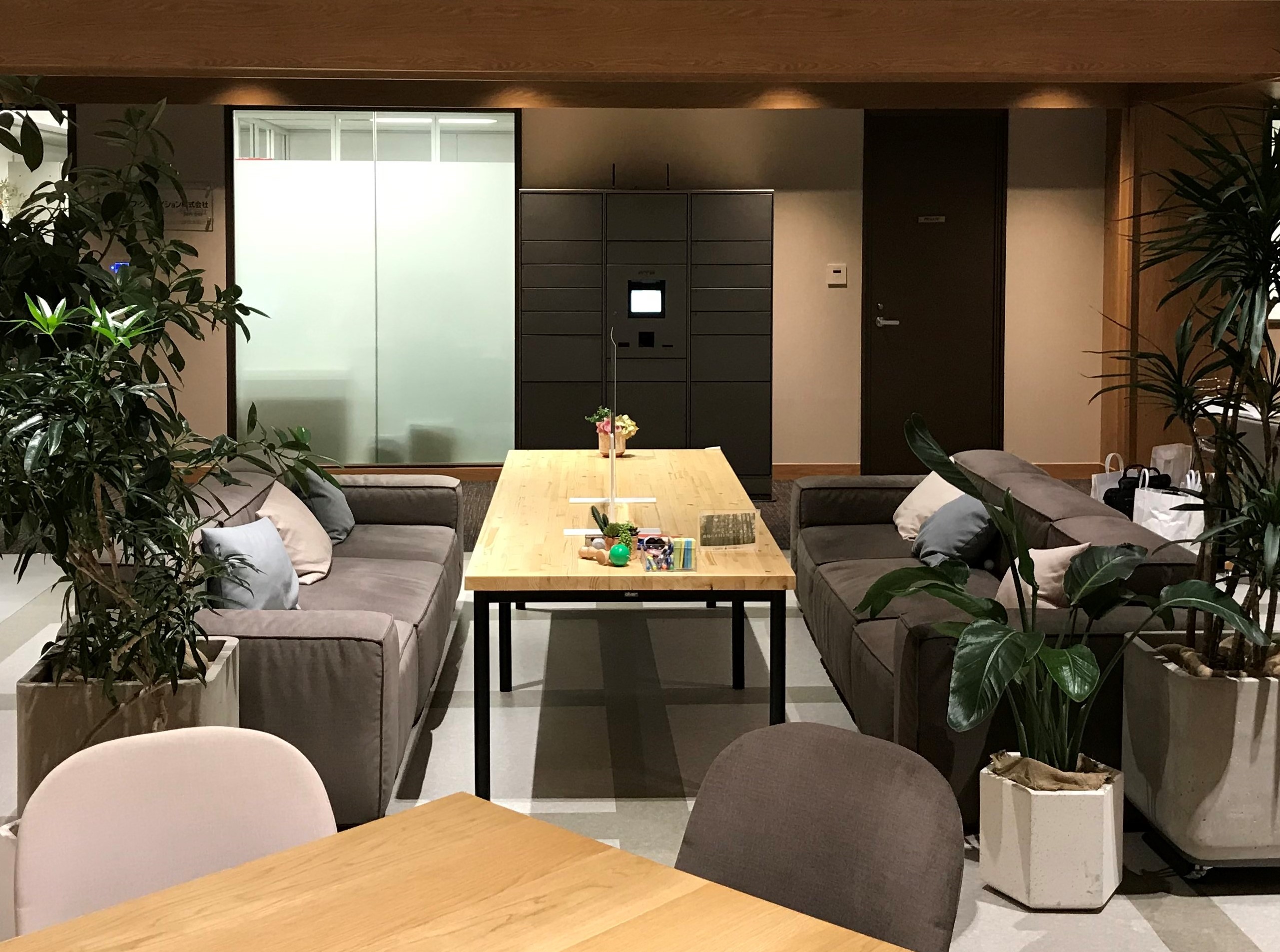 三井不動産（関西支社）、三井不動産レジデンシャル（関西支店）、サンライフ・クリエイション（関西支店）共用入り口設置写真